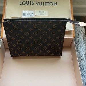 Brand new Louis Vuitton Toiletry 26